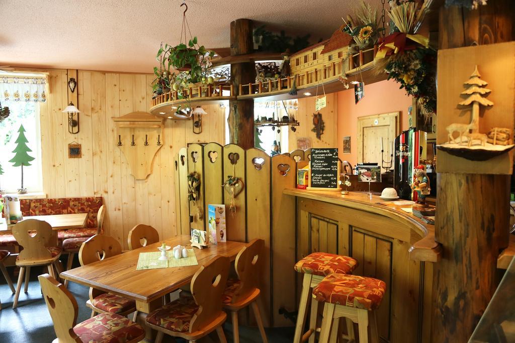 Antonshohe Gaststaette & Pension Waldquell מראה חיצוני תמונה